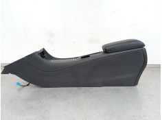 Recambio de consola central para mercedes-benz clase gla (x156) gla 200 cdi / d (156.908) referencia OEM IAM E0517610001  