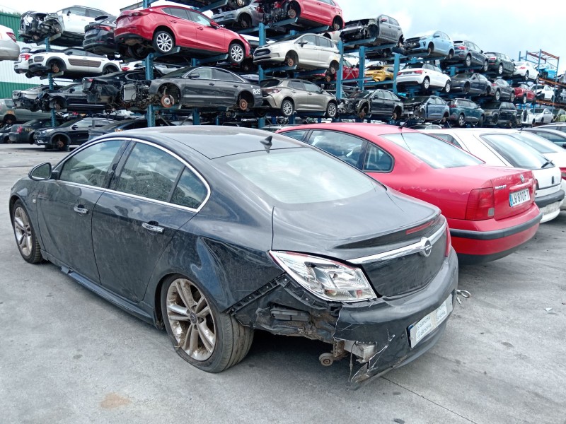 opel insignia a sports tourer (g09) del año 2009