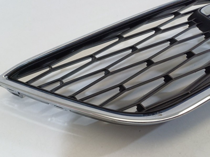 Recambio de rejilla delantera para seat ibiza iv (6j5, 6p1) 1.6 tdi referencia OEM IAM 6J0853654C  