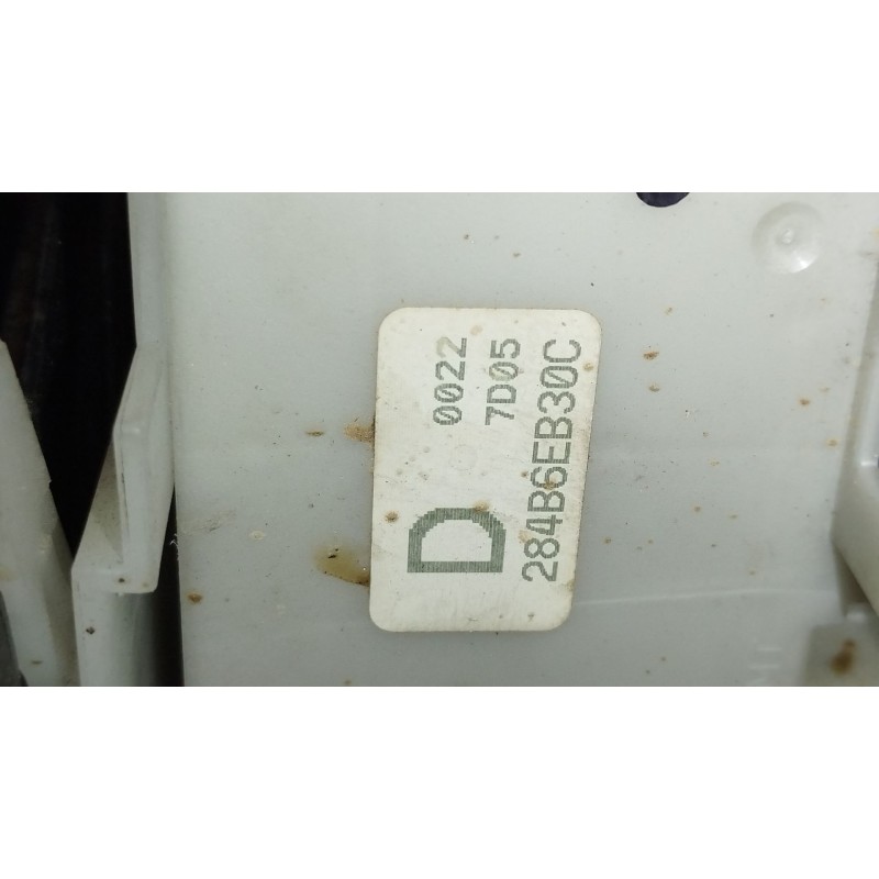 Recambio de caja reles / fusibles para nissan pathfinder iii (r51) 2.5 dci 4wd referencia OEM IAM 284B6EB30C  