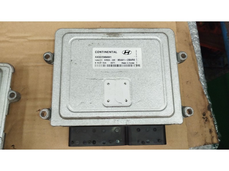 Recambio de centralita cambio automatico para hyundai ioniq (ae) 1.6 gdi hybrid referencia OEM IAM 954412BAR0 A3C0225650001 