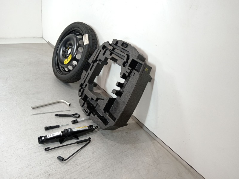 Recambio de neumatico repuesto para audi a1 sportback (gba) 30 tfsi referencia OEM IAM 2Q0601027  