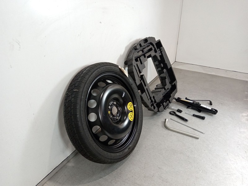 Recambio de neumatico repuesto para audi a1 sportback (gba) 30 tfsi referencia OEM IAM 2Q0601027  