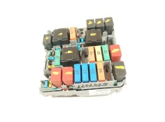 Recambio de caja reles / fusibles para fiat doblo autobús (263_) 1.3 d multijet (263axc1a) referencia OEM IAM 51867698  