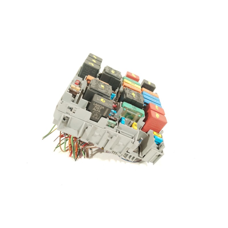 Recambio de caja reles / fusibles para fiat doblo autobús (263_) 1.3 d multijet (263axc1a) referencia OEM IAM 51867698  