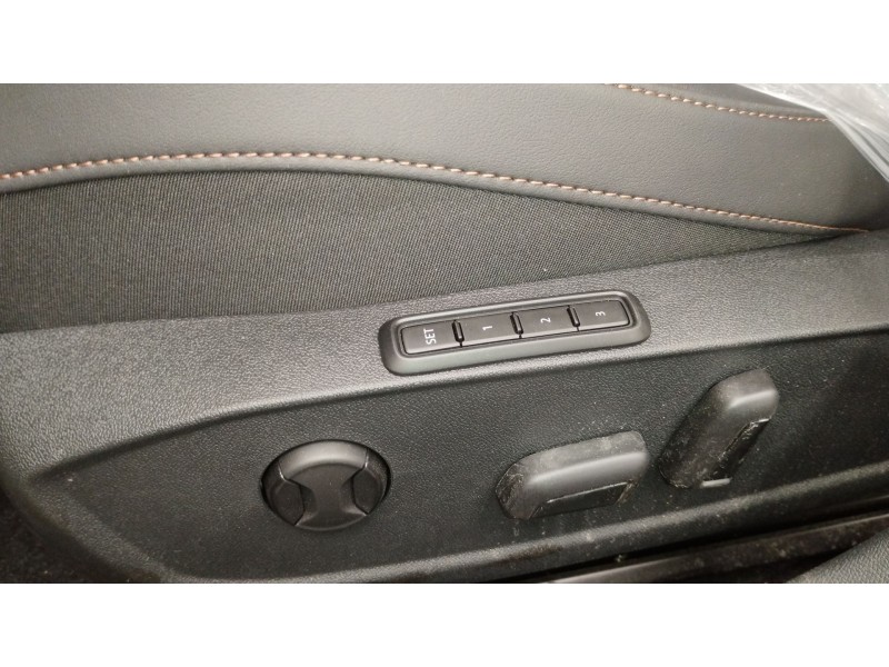 Recambio de asiento delantero izquierdo para cupra leon (kl1, ku1, kug) 2.0 tsi referencia OEM IAM 4K0881105K  