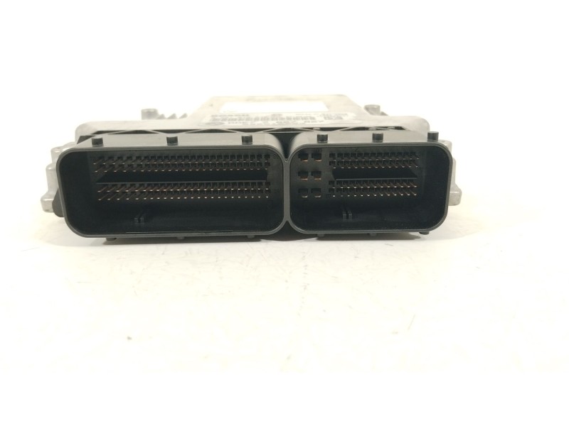 Recambio de centralita motor uce para bmw 1 (e87) 120 d referencia OEM IAM 7807827 0281013536 7807946