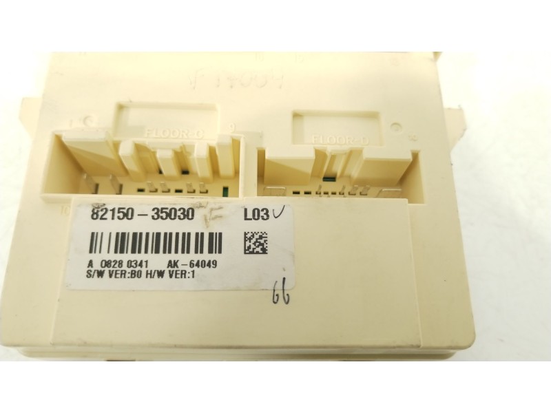 Recambio de caja reles / fusibles para ssangyong tivoli 1.6 xdi 160 referencia OEM IAM 8215035030  