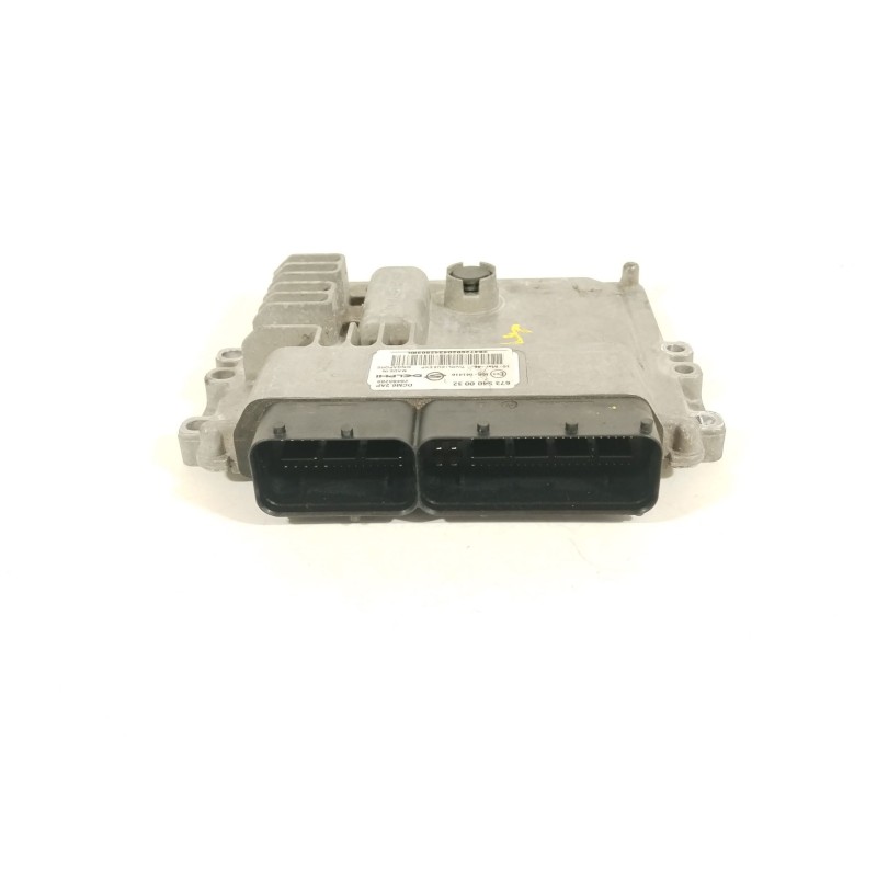 Recambio de centralita motor uce para ssangyong tivoli 1.6 xdi 160 referencia OEM IAM 6735400032 DCM62AP 28485289