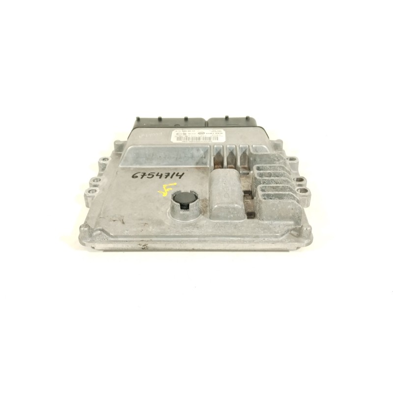 Recambio de centralita motor uce para ssangyong tivoli 1.6 xdi 160 referencia OEM IAM 6735400032 DCM62AP 28485289