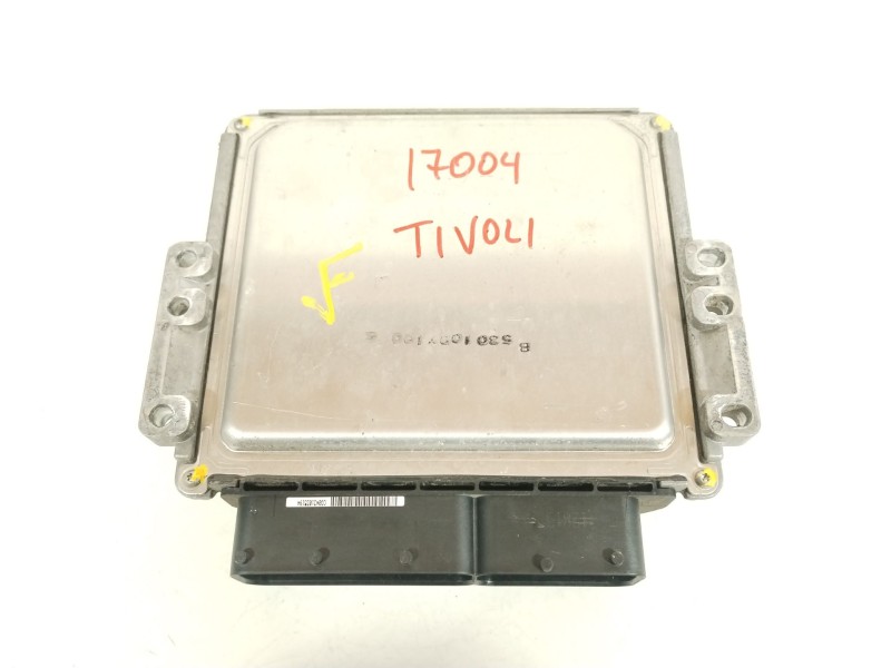 Recambio de centralita motor uce para ssangyong tivoli 1.6 xdi 160 referencia OEM IAM 6735400032 DCM62AP 28485289