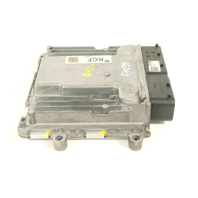 Recambio de centralita motor uce para hyundai ioniq (ae) 1.6 gdi hybrid referencia OEM IAM 3911003HV5 3910103HV5 A3C0467030001