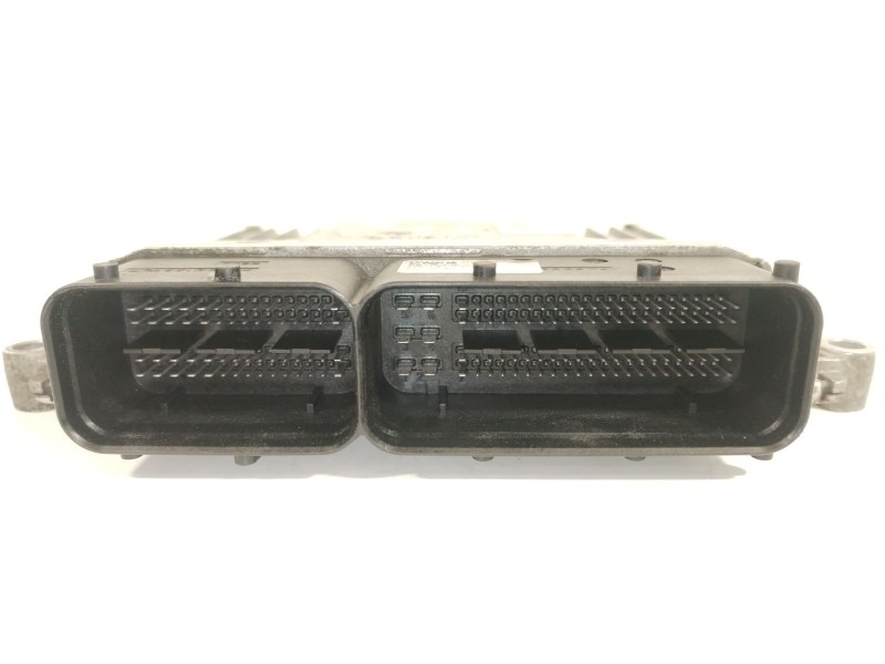 Recambio de centralita motor uce para hyundai ioniq (ae) 1.6 gdi hybrid referencia OEM IAM 3911003HV5 3910103HV5 A3C0467030001