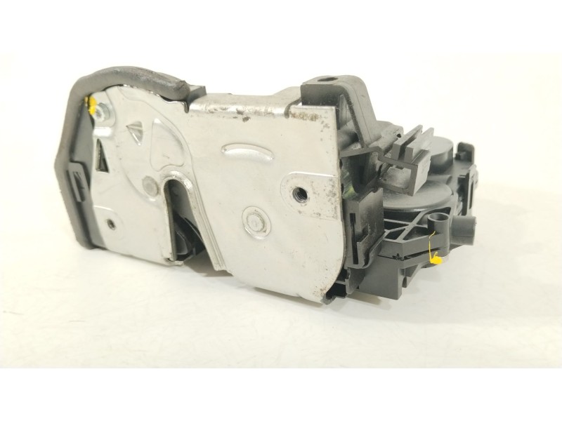 Recambio de cerradura puerta trasera derecha para bmw 3 (e90) 320 d referencia OEM IAM 7060296  