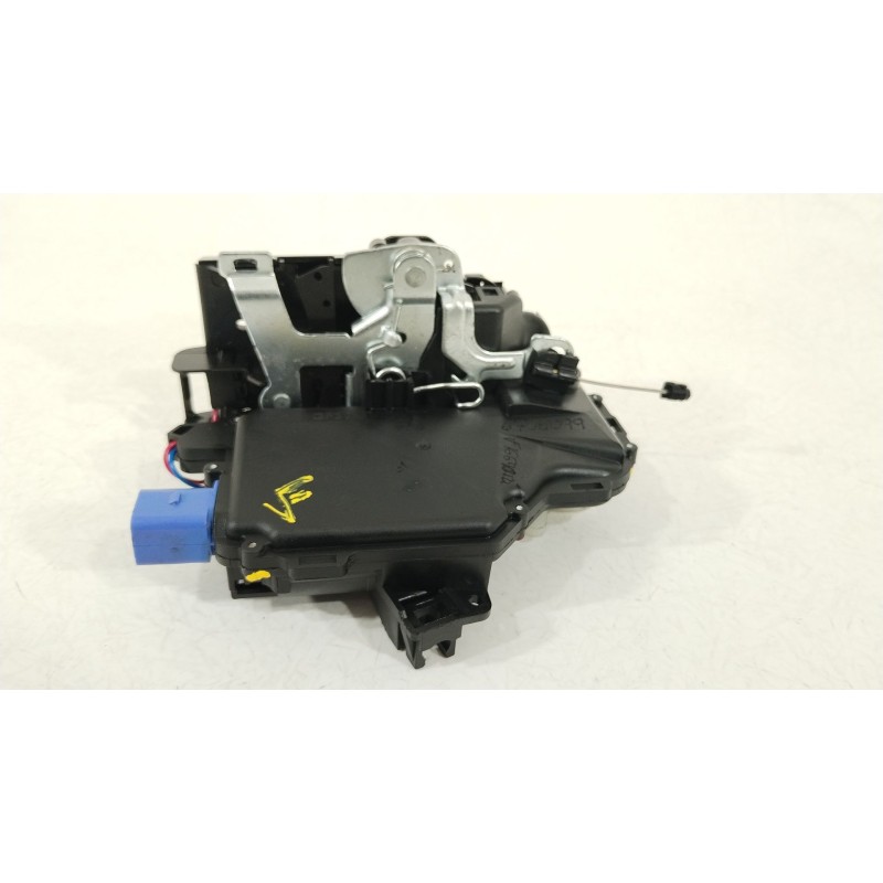 Recambio de cerradura puerta trasera derecha para volkswagen polo iv (9n_, 9a_) 1.2 12v referencia OEM IAM 3B4839016AG  