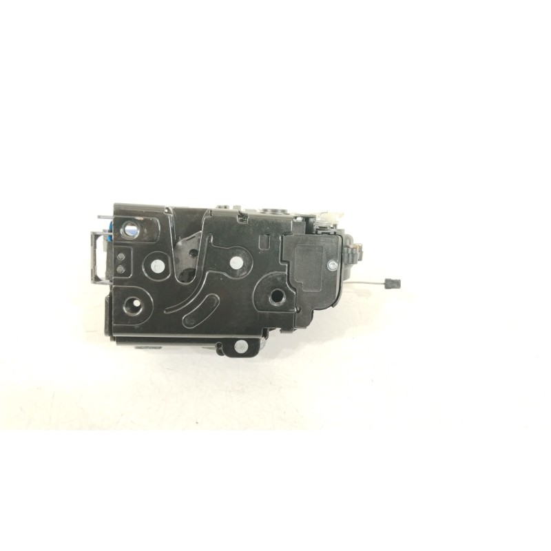 Recambio de cerradura puerta trasera derecha para volkswagen polo iv (9n_, 9a_) 1.2 12v referencia OEM IAM 3B4839016AG  