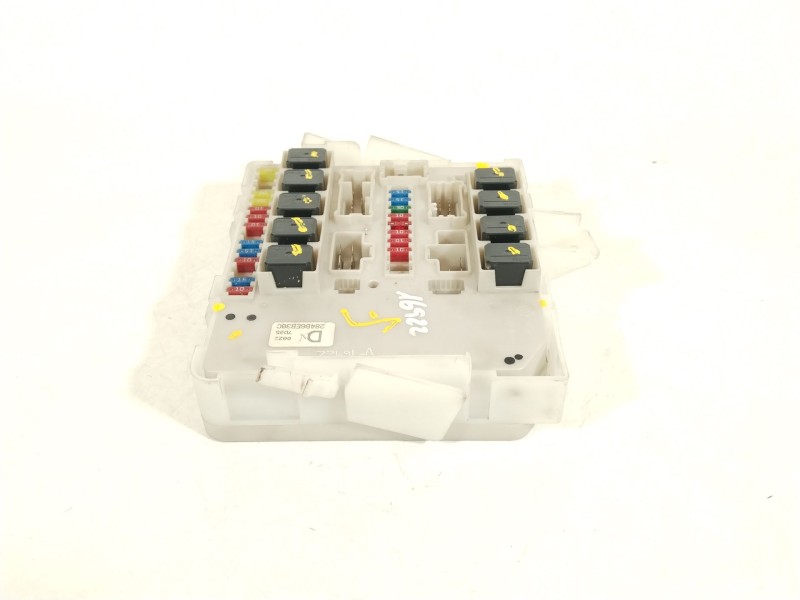 Recambio de caja reles / fusibles para nissan pathfinder iii (r51) 2.5 dci 4wd referencia OEM IAM 284B6EB30C  