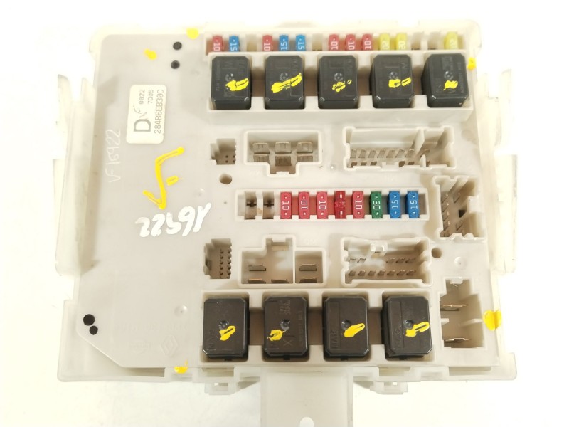 Recambio de caja reles / fusibles para nissan pathfinder iii (r51) 2.5 dci 4wd referencia OEM IAM 284B6EB30C  