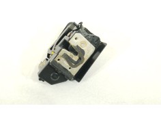 Recambio de cerradura puerta trasera izquierda para ssangyong rodius i 2.7 xdi referencia OEM IAM 7131021004  