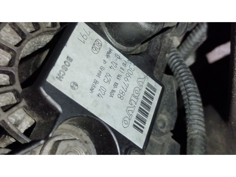 Recambio de alternador para volvo xc90 i (275) d5 awd referencia OEM IAM 30667788 0124625024 