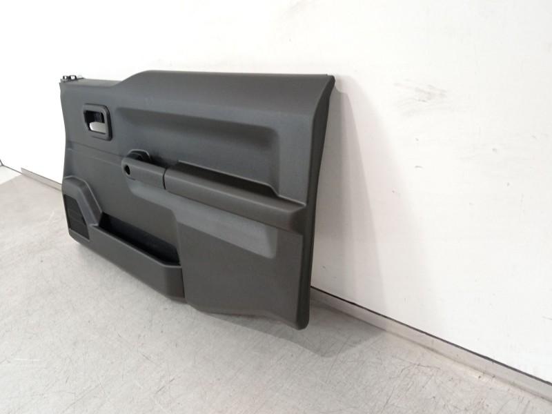Recambio de guarnecido puerta delantera derecha para suzuki jimny todo terreno, cerrada (a6g) 1.5 allgrip referencia OEM IAM 837