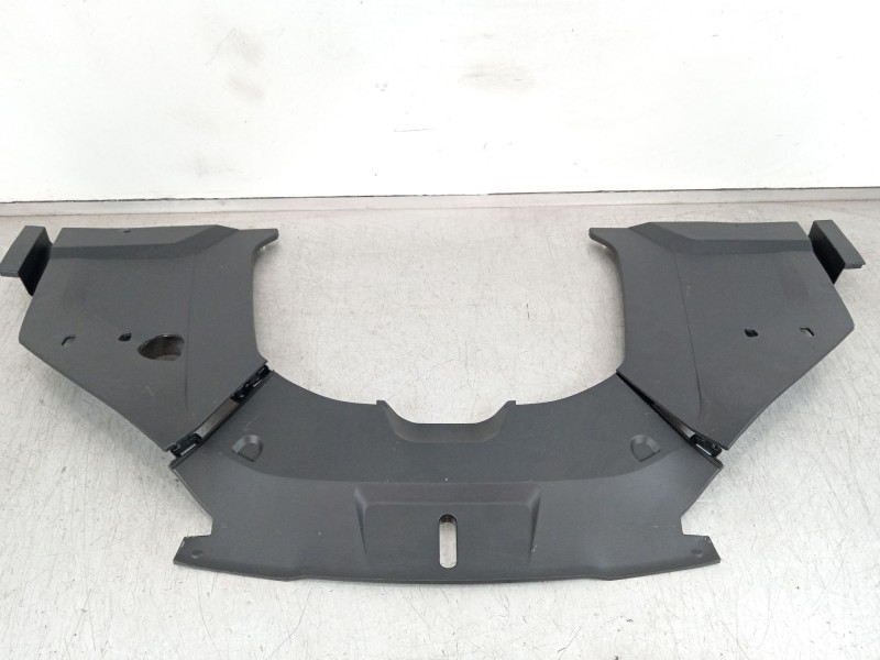 Recambio de moldura para byd seal electrico de bateria referencia OEM IAM 5302210A  