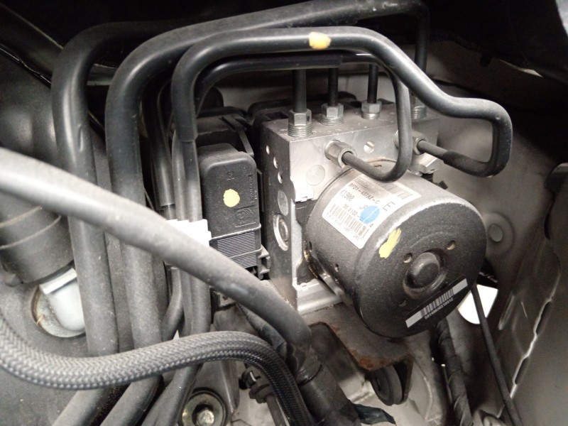 Recambio de abs para mazda 3 lim. (bl) 1.6 16v cat referencia OEM IAM BFD1437AZC 28561219063 06210220744