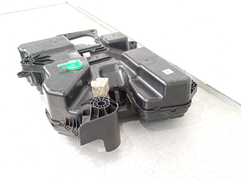 Recambio de deposito adblue para peugeot traveller autobús (v_) 2.0 bluehdi 145 referencia OEM IAM 4077148ad 4099016 