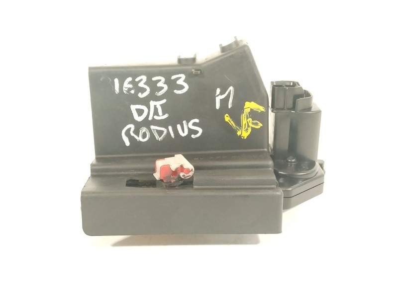 Recambio de cerradura puerta delantera izquierda para ssangyong rodius i 2.7 xdi referencia OEM IAM 7121021021  