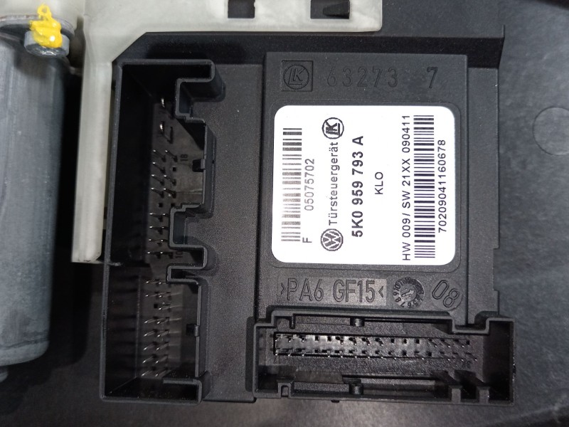 Recambio de elevalunas delantero izquierdo para volkswagen golf vi (5k1) 2.0 tdi referencia OEM IAM 5K0837461D 5K1837729AA 5K095