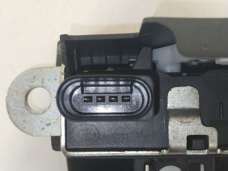 Recambio de cerradura maletero / porton para volkswagen golf vii sportsvan advance referencia OEM IAM 5G0827505C  