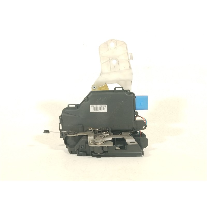 Recambio de cerradura puerta delantera derecha para volkswagen polo iv (9n_, 9a_) 1.2 12v referencia OEM IAM 3B1837016BQ  
