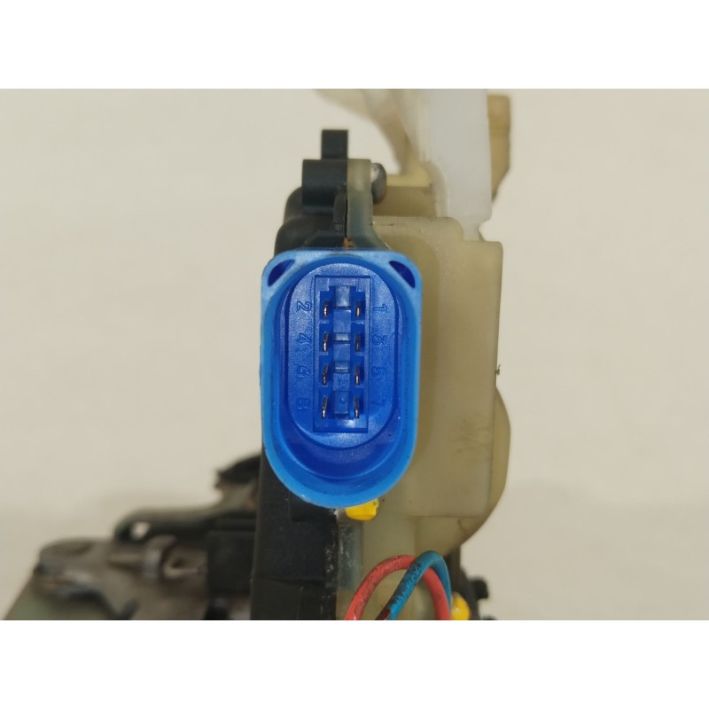 Recambio de cerradura puerta delantera derecha para volkswagen polo iv (9n_, 9a_) 1.2 12v referencia OEM IAM 3B1837016BQ  