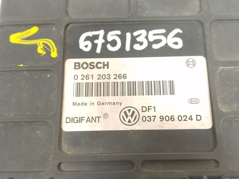 Recambio de centralita motor uce para volkswagen golf iii (1h1) 2.0 referencia OEM IAM 037906024D 0261203266 