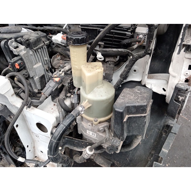 Recambio de bomba direccion para peugeot expert autobús (v_) 1.6 bluehdi 115 referencia OEM IAM 9818127580  