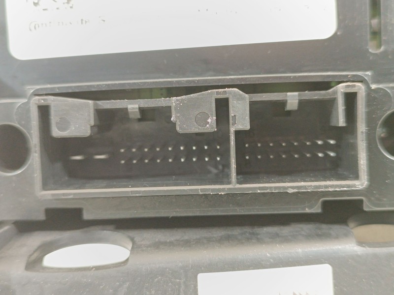 Recambio de mando climatizador para audi a4 b8 avant (8k5) 2.0 tdi referencia OEM IAM 8T1820043AG A2C53345971 