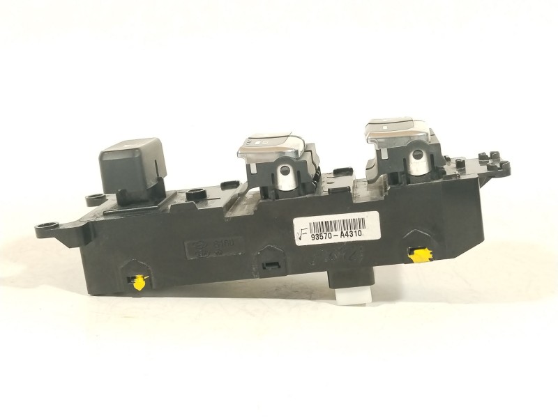 Recambio de mando elevalunas delantero izquierdo para kia carens iv 1.7 crdi referencia OEM IAM 93570A4310  