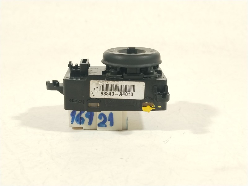 Recambio de mando retrovisor para kia carens iv 1.7 crdi referencia OEM IAM 93540A4010 290119276 