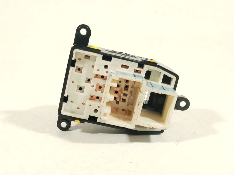 Recambio de mando retrovisor para kia carens iv 1.7 crdi referencia OEM IAM 93540A4010 290119276 