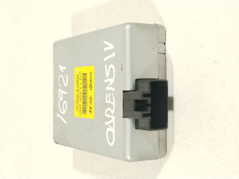 Recambio de modulo electronico para kia carens iv 1.7 crdi referencia OEM IAM 95300A4000  