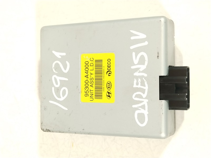 Recambio de modulo electronico para kia carens iv 1.7 crdi referencia OEM IAM 95300A4000  