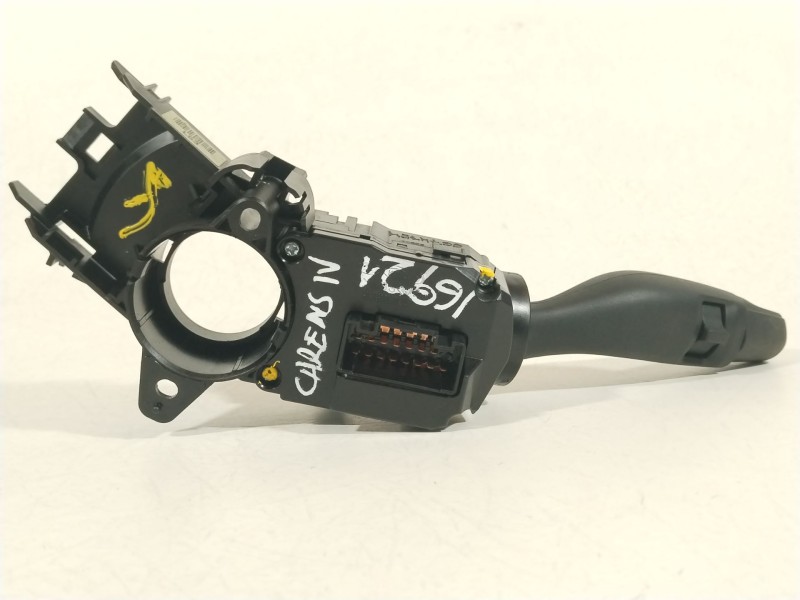 Recambio de mando luces para kia carens iv 1.7 crdi referencia OEM IAM 93410A4531  