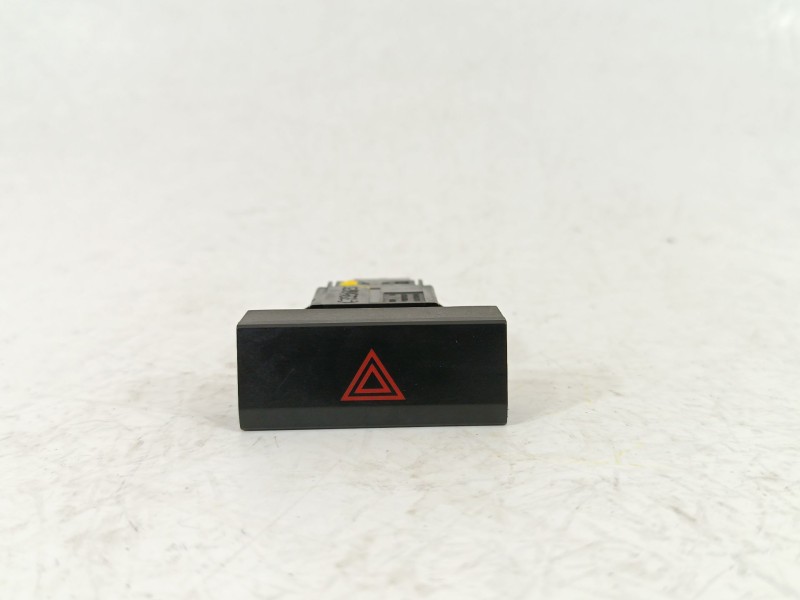 Recambio de warning para seat leon sc (5f5) style referencia OEM IAM 5F0953235  