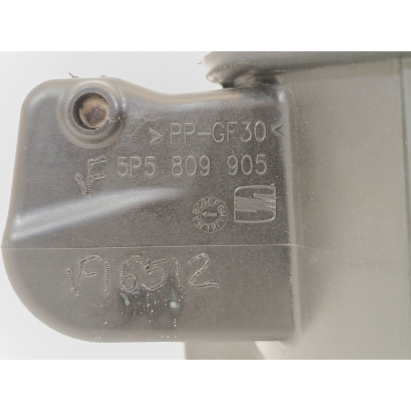 Recambio de tapa exterior combustible para seat toledo iii (5p2) 1.9 tdi referencia OEM IAM 5P5809905 1K0010455B 5P0010375S