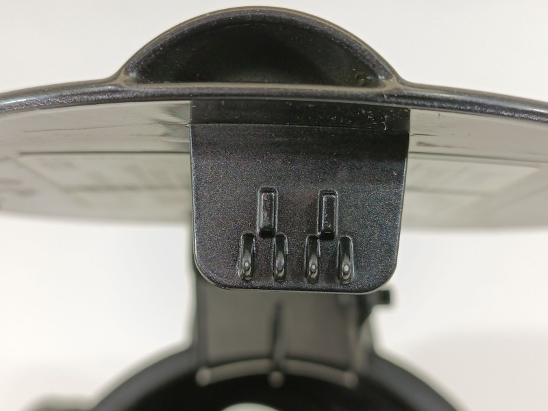 Recambio de tapa exterior combustible para seat toledo iii (5p2) 1.9 tdi referencia OEM IAM 5P5809905 1K0010455B 5P0010375S
