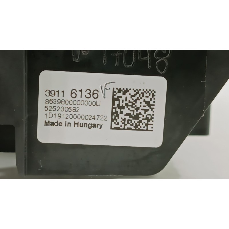 Recambio de caja reles / fusibles para opel astra k (b16) 1.6 cdti (68) referencia OEM IAM 39116136 525230582 