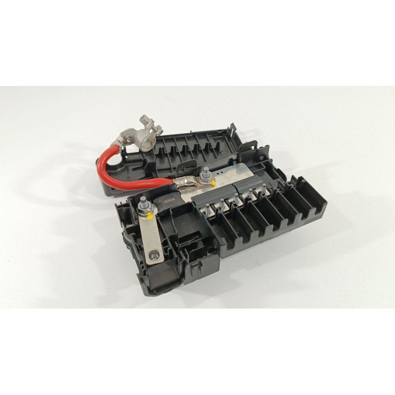 Recambio de caja reles / fusibles para opel astra k (b16) 1.6 cdti (68) referencia OEM IAM 39116136 525230582 