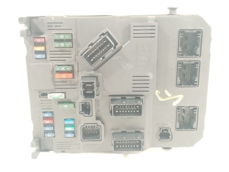 Recambio de caja reles / fusibles para peugeot 206 hatchback (2a/c) 1.1 i referencia OEM IAM 9646777380 S118085210G 