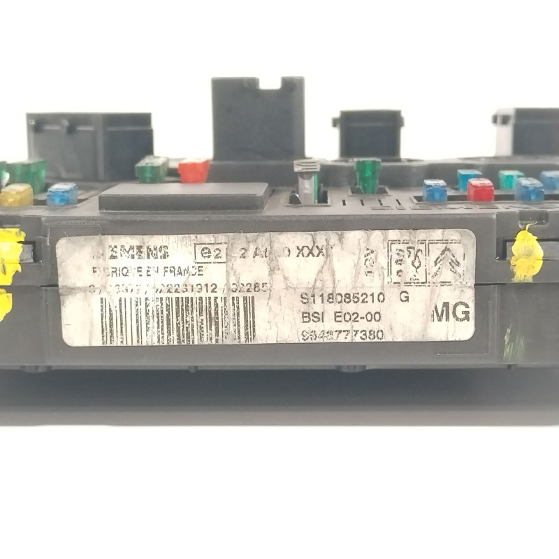 Recambio de caja reles / fusibles para peugeot 206 hatchback (2a/c) 1.1 i referencia OEM IAM 9646777380 S118085210G 