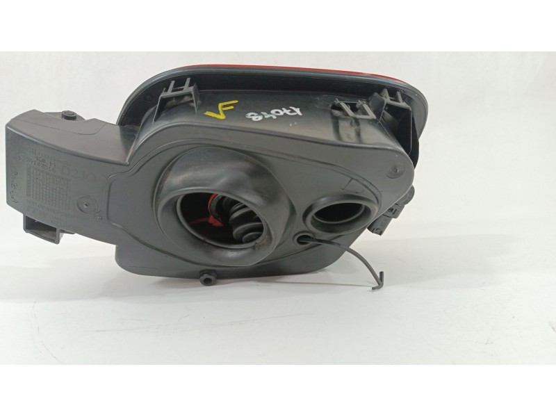 Recambio de tapa exterior combustible para opel astra k (b16) 1.6 cdti (68) referencia OEM IAM 39143516  